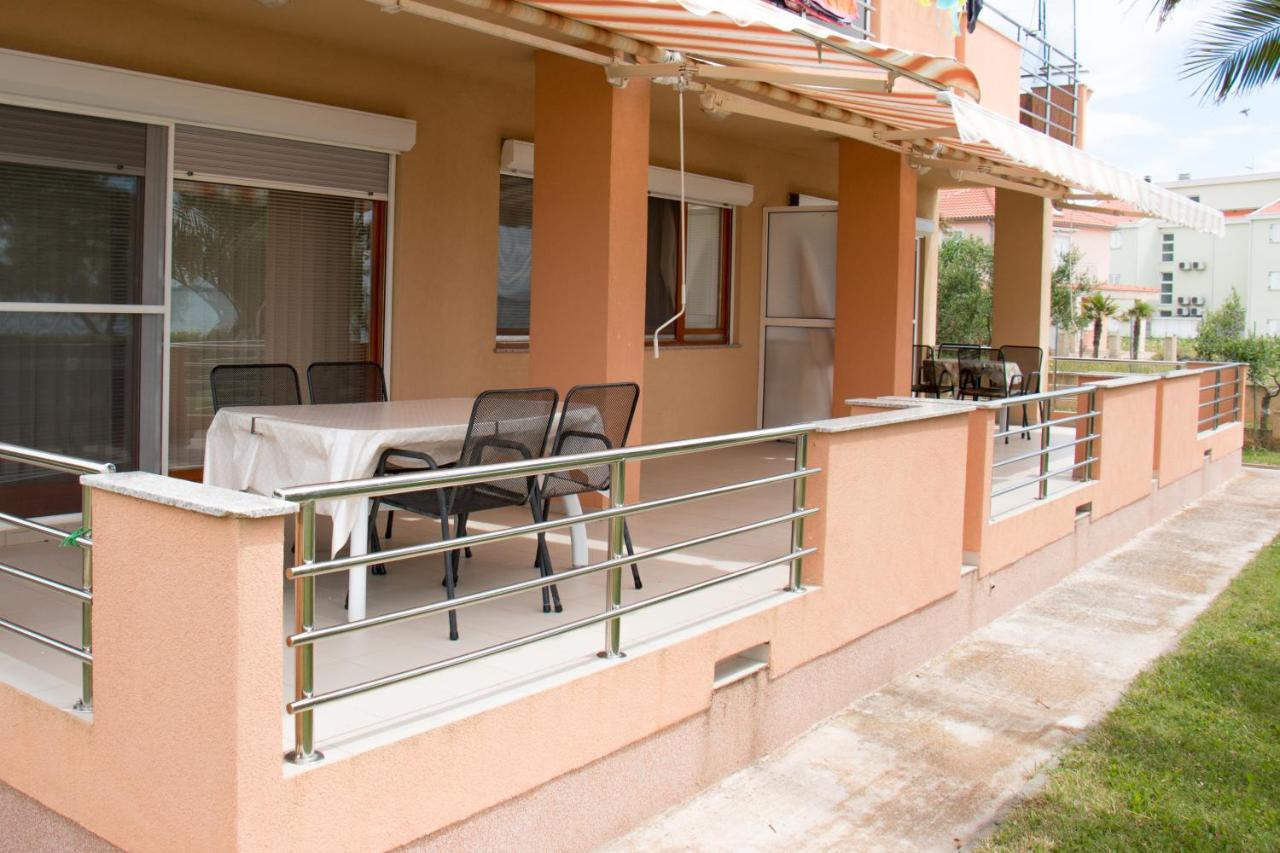Apartments Matas Sukošan Esterno foto