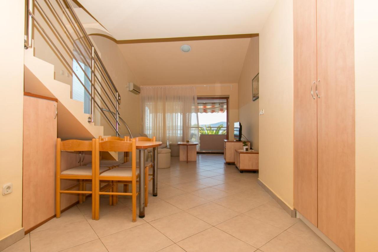 Apartments Matas Sukošan Esterno foto